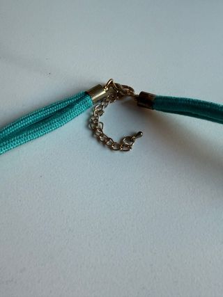 Collana con perle color acquamarina