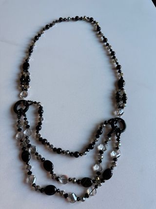 Collana pietre nere lucide