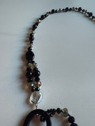 Collana pietre nere lucide