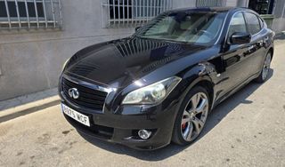 Infiniti M30S 2012
