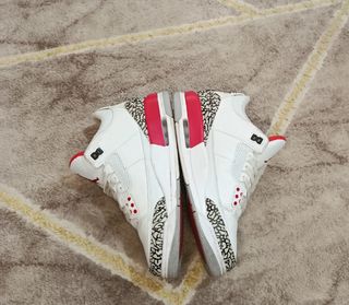 Jordan 3 Blancas y Rojas
