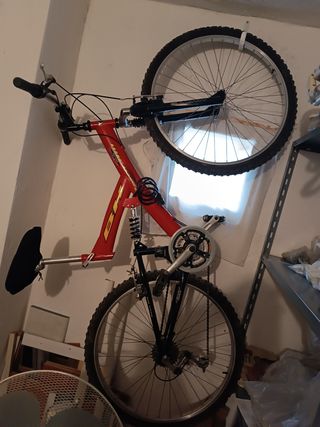 Bicicleta BH Roja