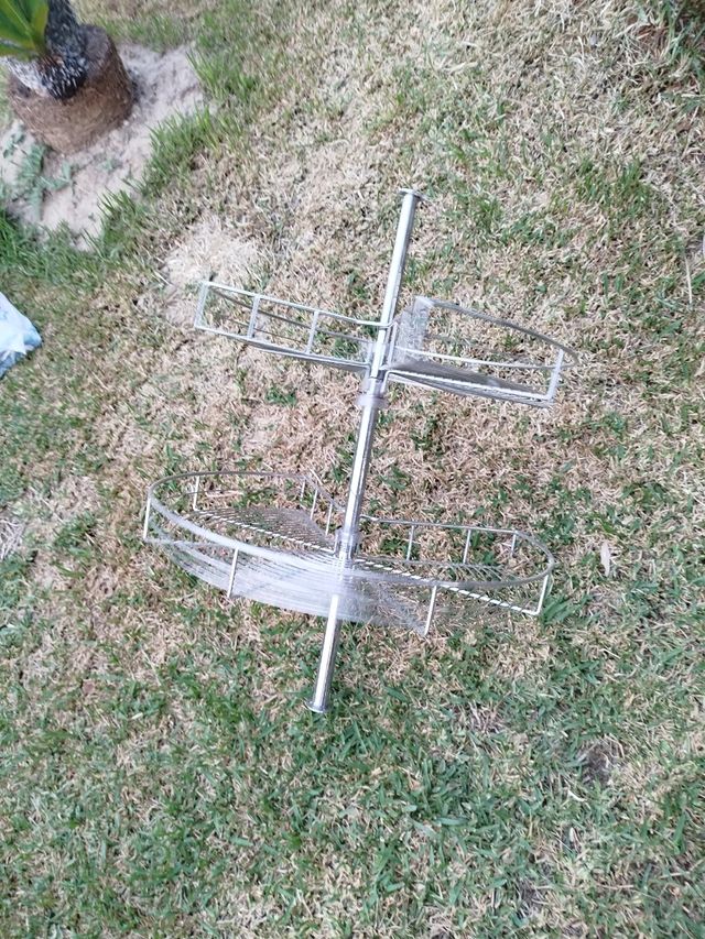 Carrusel de cocina metálico