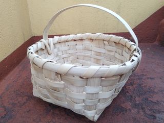 Cesta de castaño artesanal