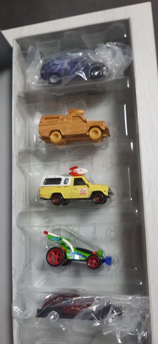 Hot Wheels Premium 100th Disney Pixar