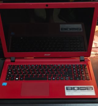 Acer Aspire ES 15 Renovado con SSD y 8 GB RAM
