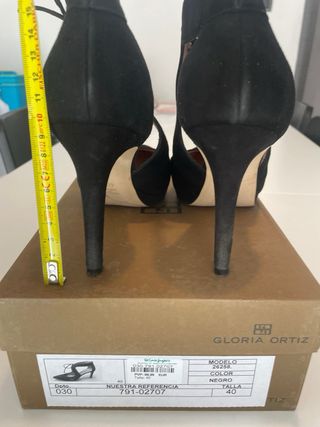 Zapatos tacón Gloria Ortiz Talla 40