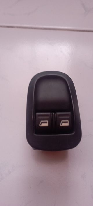 Botonera Elevalunas Peugeot 206 / Citroën Berlingo