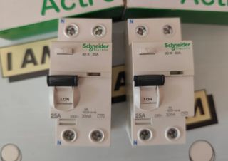 2 x Interruptor Diferencial Schneider 25A 30mA