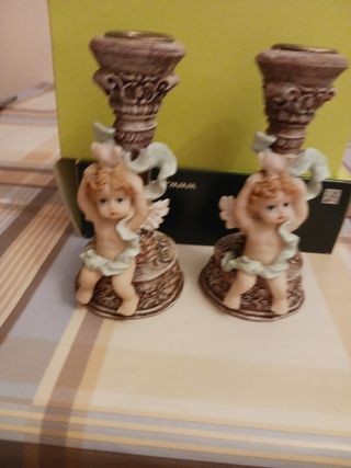 Pareja de Candelabros Angelotes