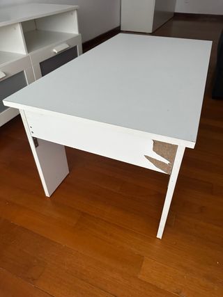 Sofá Cheslong Cama + Mesa Centro