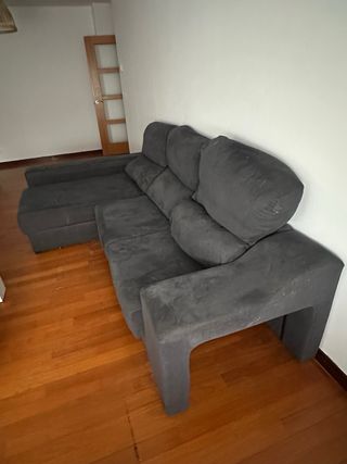 Sofá Cheslong Cama + Mesa Centro
