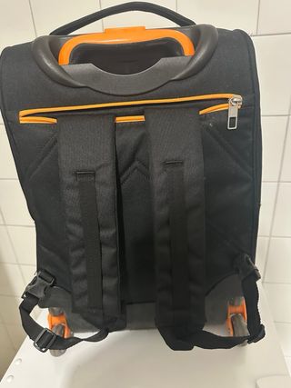 Zaino scuola con ruote e spallacci