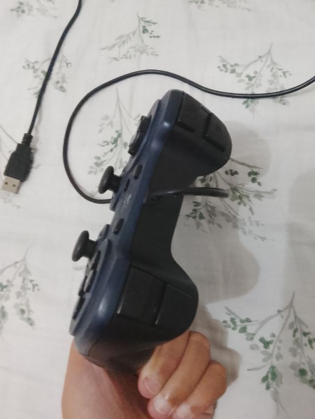 Mando Logitech PS2 con cable