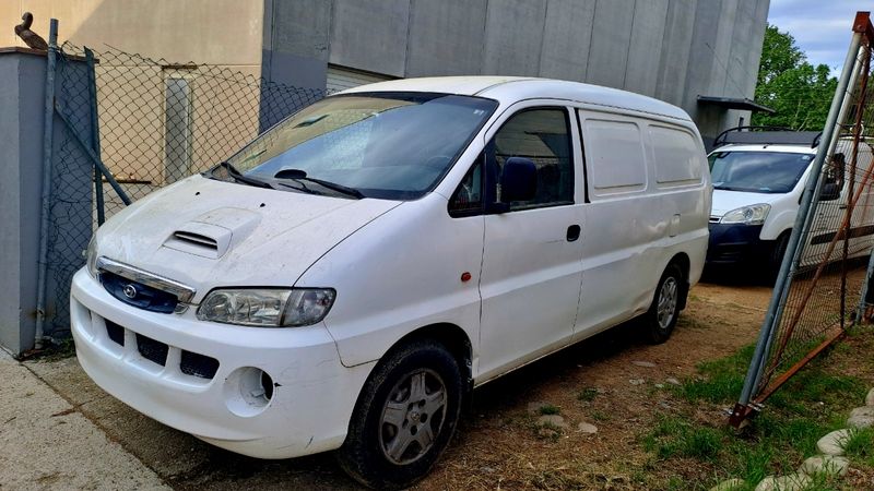 Hyundai H-1 2003 - foto 1