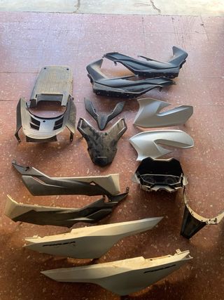 Carenados Honda Forza 125