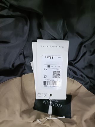 Gabardina corta beige