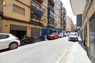 Local comercial en venta en Pajaritos - Plaza de Toros en Granada