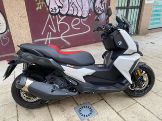 BMW C400X