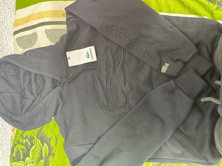 Sudadera Lacoste Negra con Logo Grande