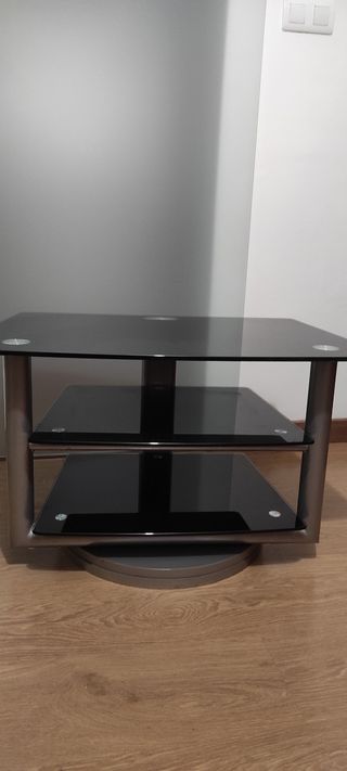 Mesa de cristal y metal