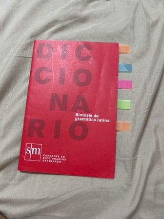 Diccionario Latín (Spanish Edition)