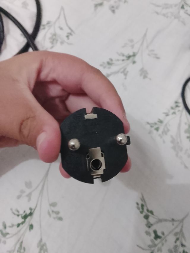 Cable de alimentación negro