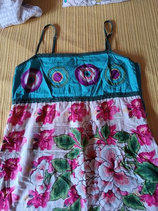 Vestido de tirantes estampado floral talla M