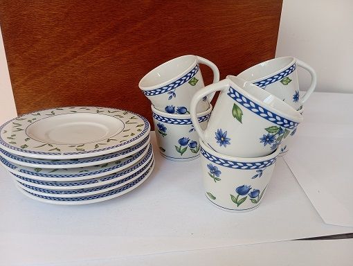 Juego Tazas y Platos Café Flores Azules