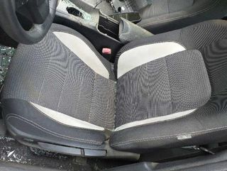5290367 7107405a30c4 asiento toyota avensis sedan