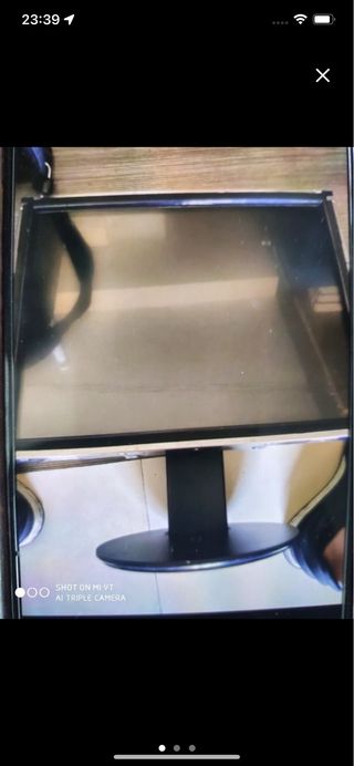 Monitor Táctil Elo 19 con Cables y Peana