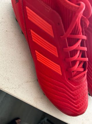 Botas de fútbol Adidas Predator Rojas Nuevas