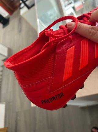 Botas de fútbol Adidas Predator Rojas Nuevas