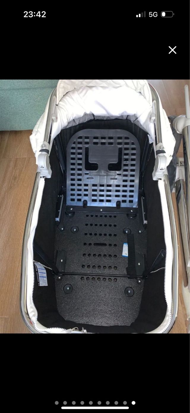 Carro Bebecar Via, capota/silla,dos manillarybolso