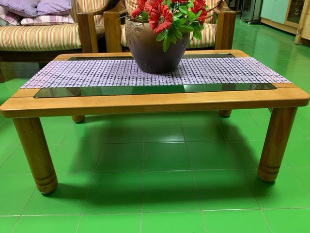 Tavolino anni '90 in legno e vetro