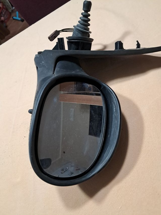 Specchietto laterale Peugeot 206 DX