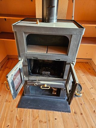 Estufa de leña de hierro fundido precio a convenir