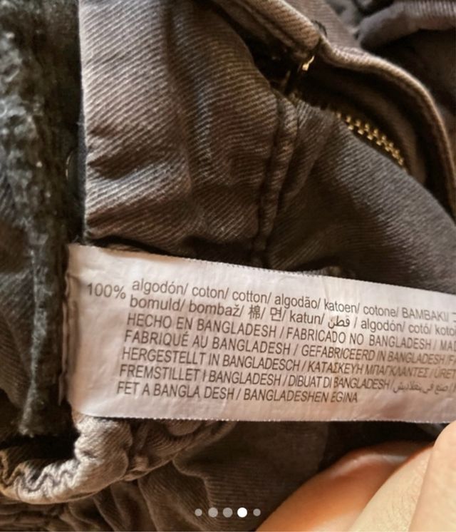 Pantaloni da jogging modello cargo Bershka, colore nero, taglia XS