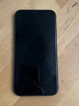 iPhone 11 Buen Estado - Cristal Roto