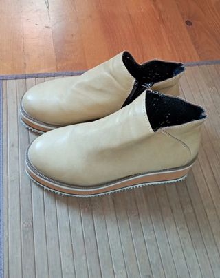 Botines beige plataforma cuña talla 35