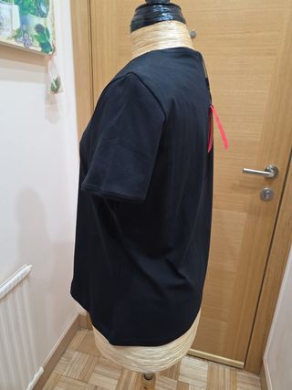 Camiseta Carolina Herrera Negra
