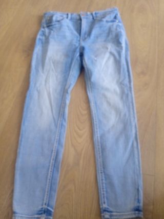 Pantalón vaquero Stradivarius azul