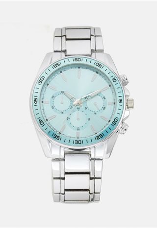 Reloj plateado y azul