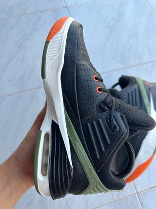 Zapatillas Air Jordan Aura - 38.5