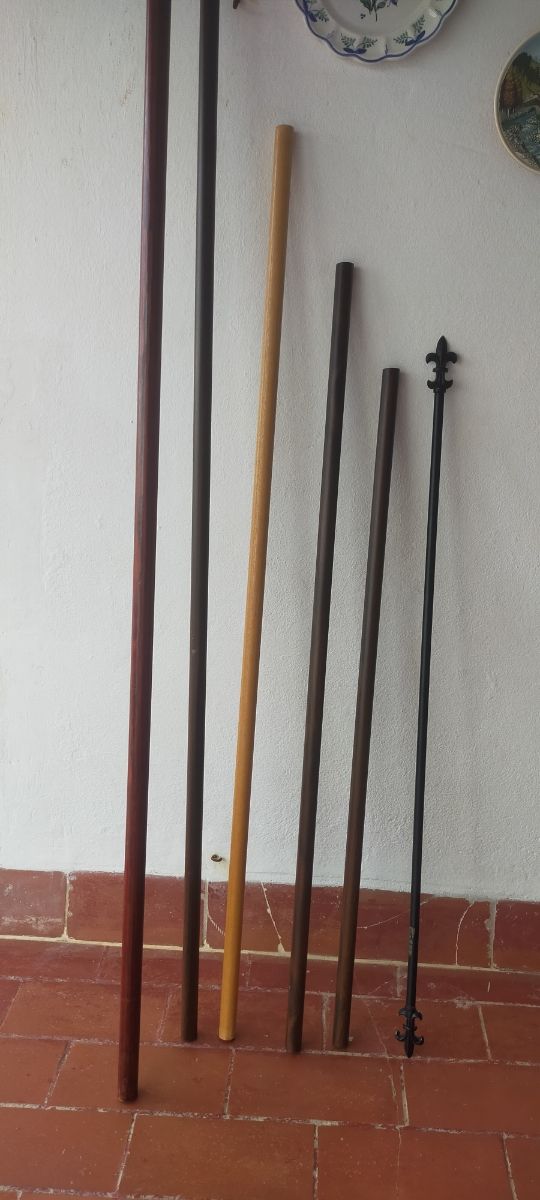 Barras para cortinas de madera y metal
