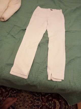 Pantalones blancos