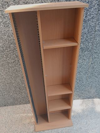 Torre para CDs de madera (contrachado). Capacidad 