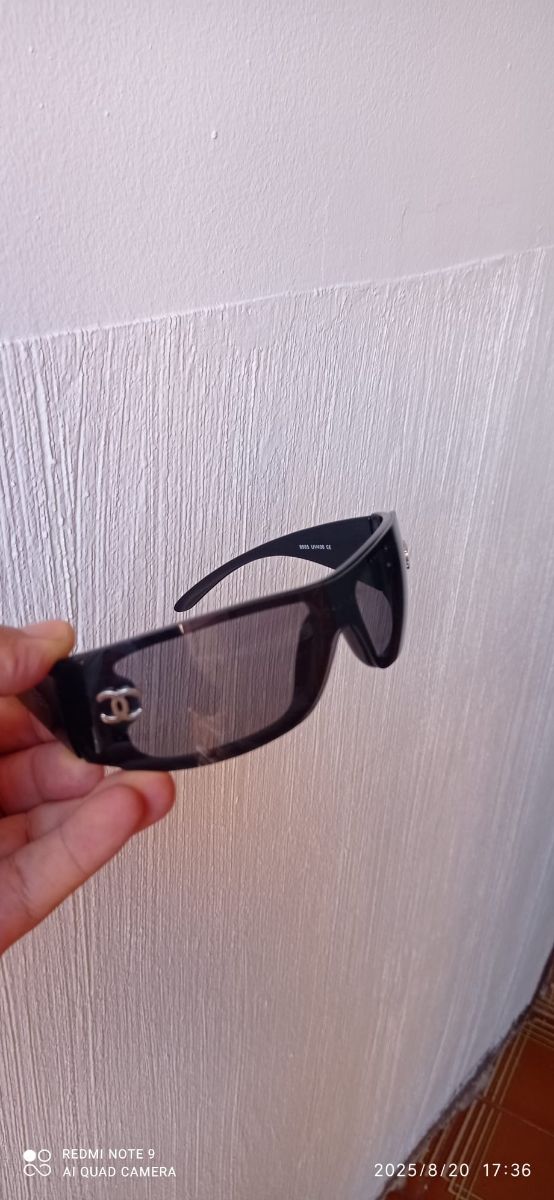 Gafas de sol Chanel negras