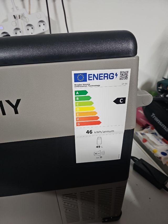 Nevera portátil EUHOMY 49.4L