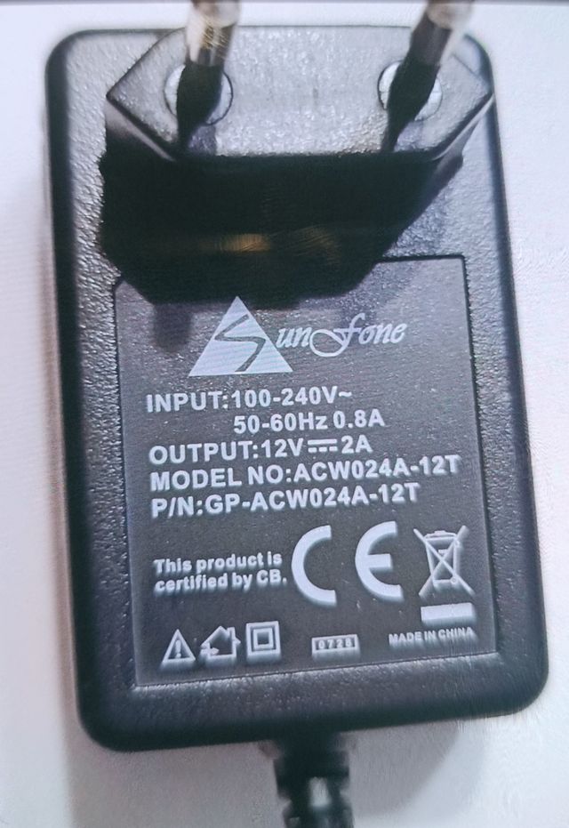 Adaptador Cargador SunFone 12V 2A